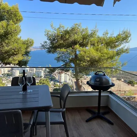 Queen Bed With The View! * Sarande