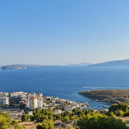 Apartment Queen Bed With The View! Sarande