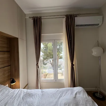 Apartment Queen Bed With The View! Sarande